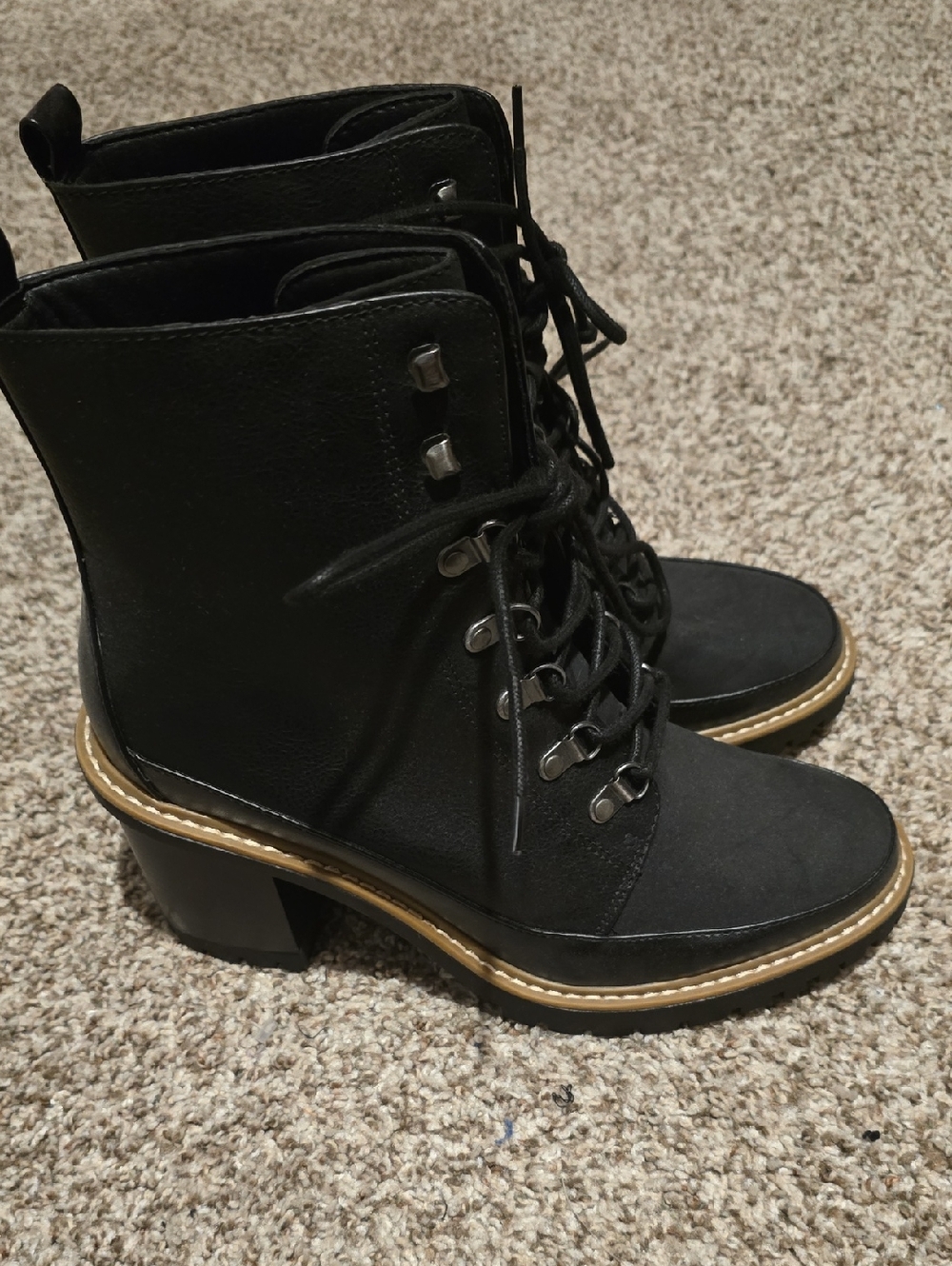 A New DayWomen's Black Lace-Up Block Heel Hiking Boots